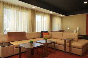 هتل Courtyard By Marriott Dayton North