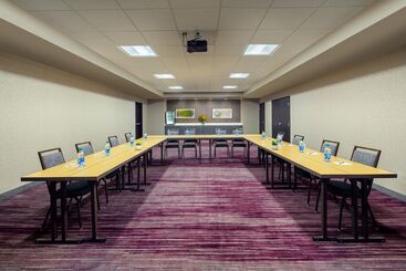 هتل Courtyard By Marriott Dayton North