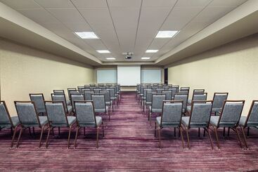 هتل Courtyard By Marriott Dayton North