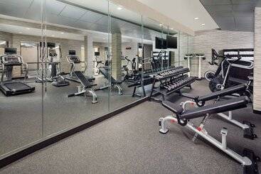 هتل Courtyard By Marriott Dayton North
