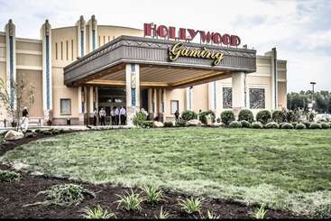 هتل Days Inn By Wyndham Austintown