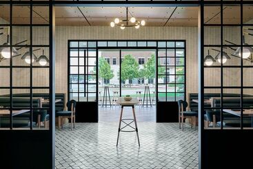 Delta Hotels By Marriott Muskegon Convention Center