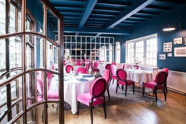 هتل Domaine Saint Clair  Le Donjon