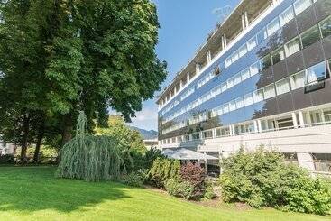 Golden Tulip Aix Les Bains   Hotel & Spa
