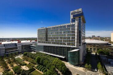 هتل Hilton Americashouston