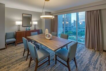 호텔 Hilton Americashouston