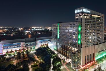 호텔 Hilton Americashouston