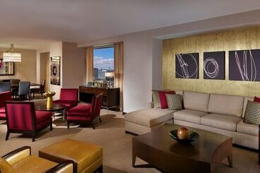 هتل Hilton Americashouston