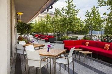호텔 Hilton Americashouston