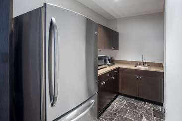 هتل Hilton Americashouston