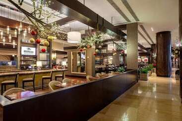 호텔 Hilton Americashouston