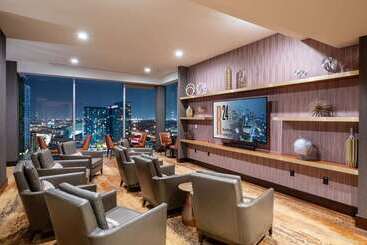 호텔 Hilton Americashouston