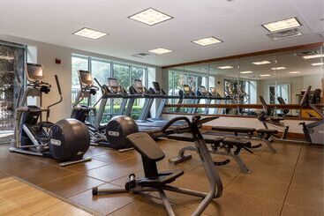هتل Hilton Austin Airport