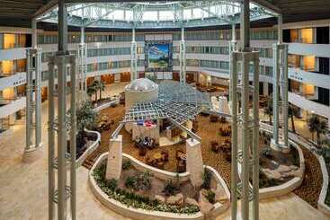 هتل Hilton Austin Airport