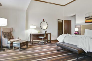 هتل Hilton Dallas/park Cities