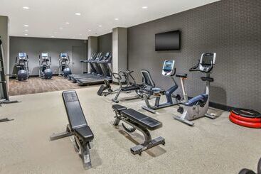 هتل Hilton Dallas/park Cities
