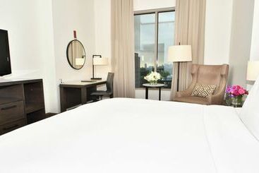 هتل Hilton Dallas/park Cities