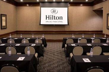هتل Hilton Dallas/park Cities
