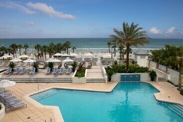 هتل Hilton Daytona Beach Oceanfront Resort