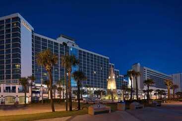 هتل Hilton Daytona Beach Oceanfront Resort