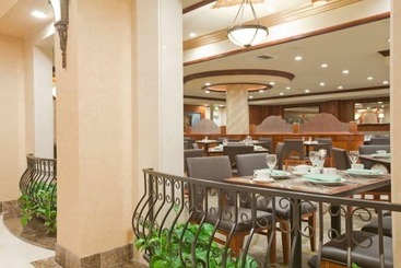 هتل Hilton Los Angeles/san Gabriel