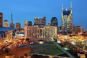 هتل Hilton Nashville Downtown