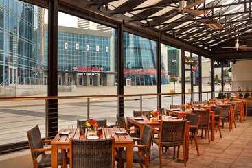 هتل Hilton Nashville Downtown