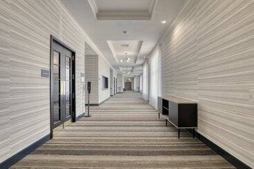 Holiday Inn Hotel & Suites Madison West, An Ihg