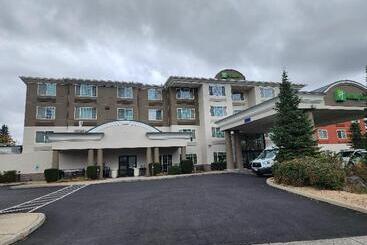 هتل Holiday Inn Express Spokane Airport, An Ihg