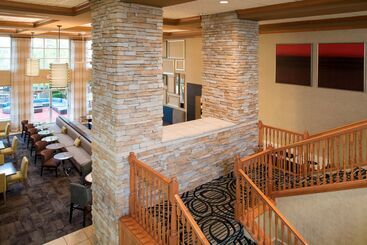 هتل Homewood Suites By Hilton Columbus/airport