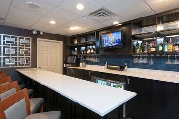 هتل Homewood Suites By Hilton Columbus/airport