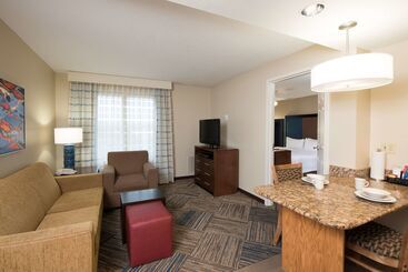 هتل Homewood Suites By Hilton Columbus/airport