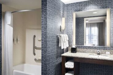 هتل Homewood Suites By Hilton Columbus/airport