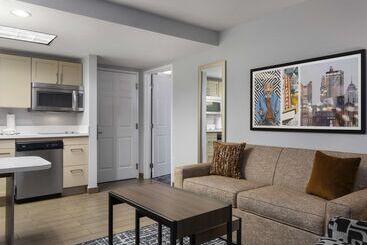 هتل Homewood Suites By Hilton Columbus/airport