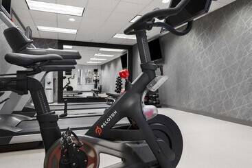 هتل Homewood Suites By Hilton Columbus/airport