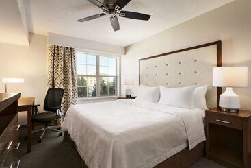 هتل Homewood Suites By Hilton Greensboro