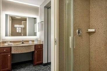 هتل Homewood Suites By Hilton Harrisburg Easthershey Area