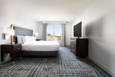 هتل Homewood Suites By Hilton Manchester/airport