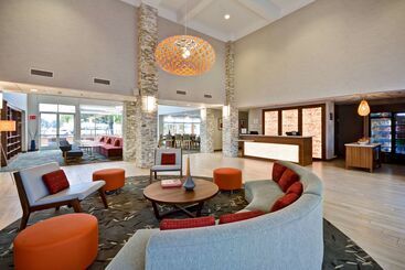 هتل Homewood Suites By Hilton Oakland Waterfront