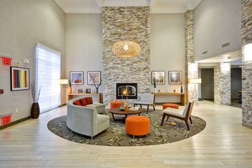 هتل Homewood Suites By Hilton Oakland Waterfront