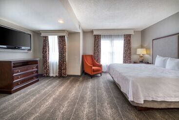 هتل Homewood Suites By Hilton Olmsted Village