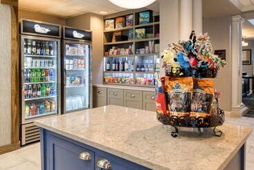 هتل Homewood Suites By Hilton Olmsted Village