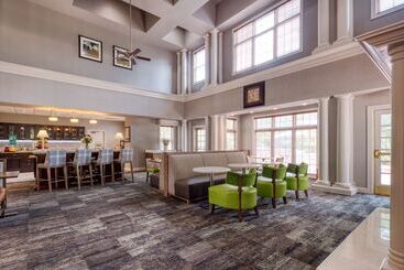 هتل Homewood Suites By Hilton Olmsted Village