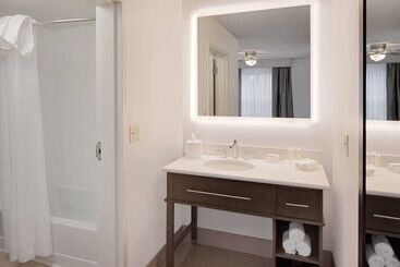 هتل Homewood Suites By Hilton Orlandomaitland