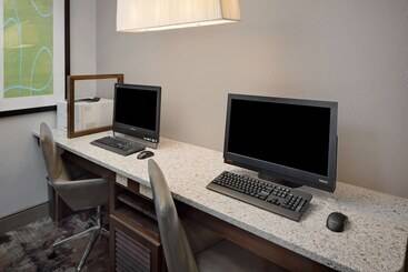 هتل Homewood Suites By Hilton Orlandomaitland
