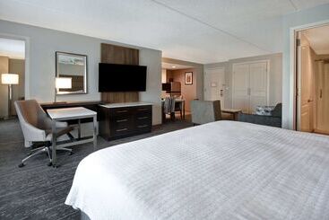 هتل Homewood Suites By Hilton Philadelphia City Avenue