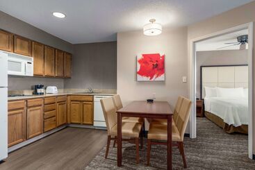 هتل Homewood Suites By Hilton Providence/warwick