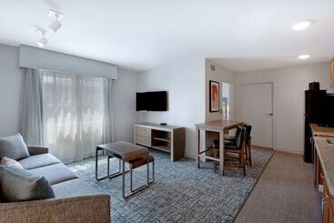 هتل Homewood Suites By Hilton San Francisco Airportnorth
