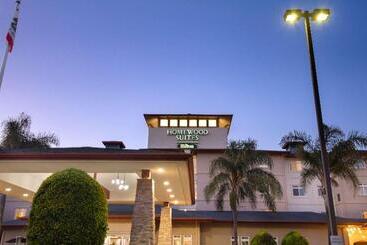 هتل Homewood Suites By Hilton San Francisco Airportnorth