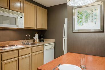 هتل Homewood Suites By Hilton Orlando Nearest Universal Studios